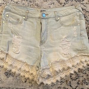 Celebrity pink Jean shorts